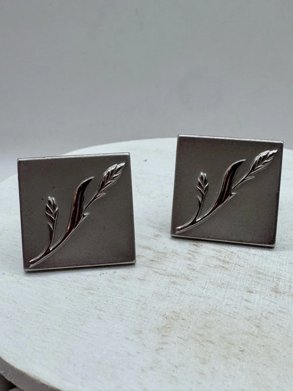 Vintage Swank MCM brushed silver tone square cufflinks with raised wheat motif